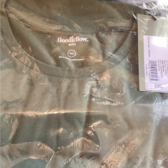 Big men’s crew neck T shirt, 5X, Orchid Leaf Green - Picture 3 of 4